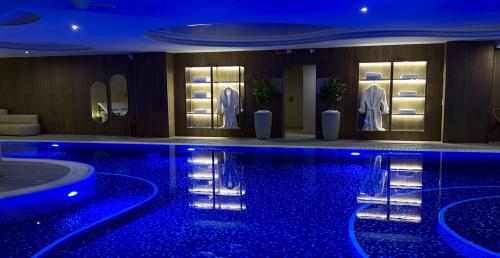 Премиум SPA, бани, сауна, бассейн от 99р в "Wellness Spa Plus"