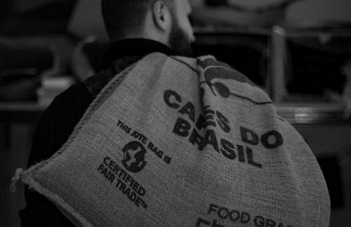 Сеты свежеобжаренного зернового/молотого кофе от 79р от "FORNAX Coffee Roasters"