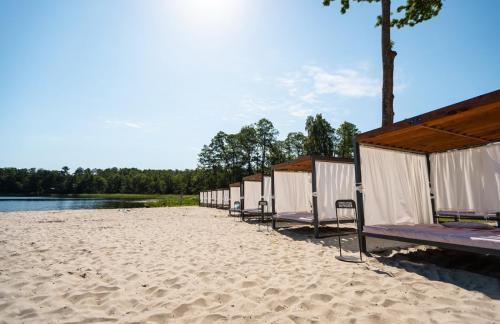 VIP эко-отель "Chalet Greenwood" от 246р с завтраком на берегу озера