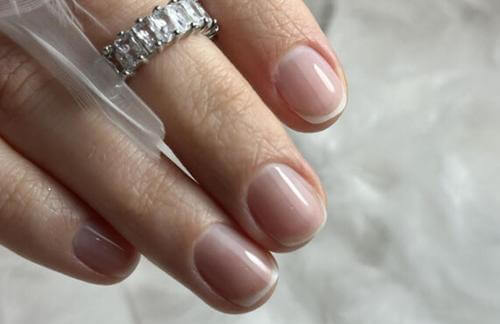 Маникюр/педикюр, парафинотерапия от 15 р. в салоне красоты "Home Beauty Lounge"