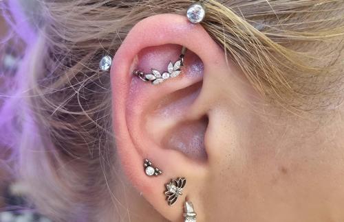 Прокол ушей детям, пирсинг от 35р в "Julia"